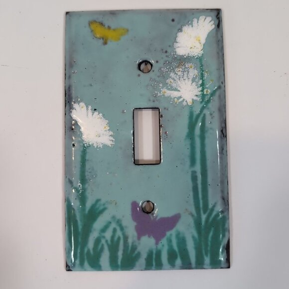 Art Enameled Metal Single Switch Plate Cover Floral Butterflies Signed HK - Picture 1 of 5